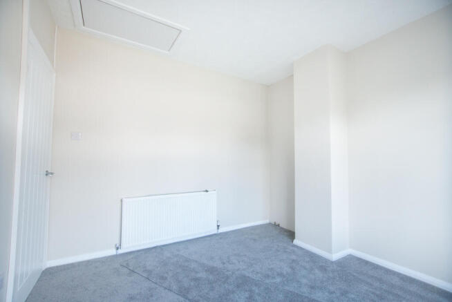 3 bed Terraced to rent Image 11