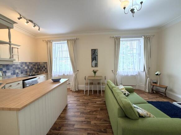 1 bed Block of Apartments for sale Image 11