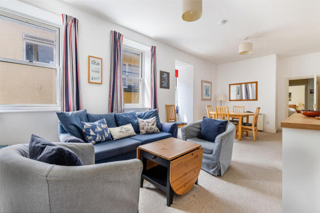 A03 - 9 Raleigh Apartments - 250704