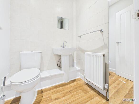 3 bed Terraced for sale Image 9