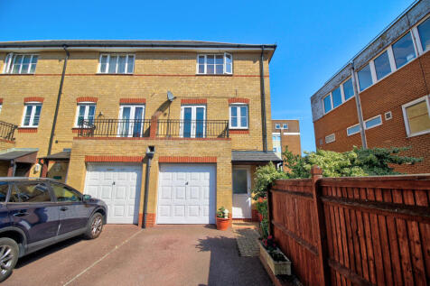 Avenue Lane, Eastbourne, BN21