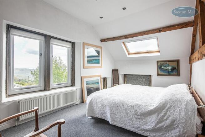 4 bed Semi-Detached for sale Image 10