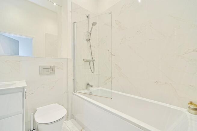 1 bed Ground Flat for sale Image 6
