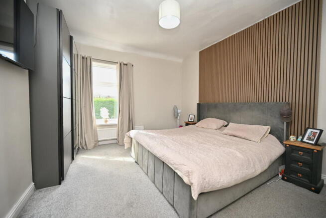 2 bed Semi-Detached for sale Image 8