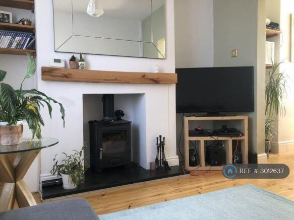 Open Plan Living Room/Kitchen