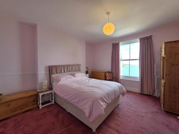 2 bed Apartment for sale Image 9