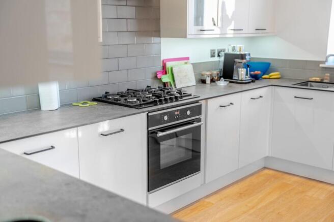 4 bed Terraced for sale Image 8