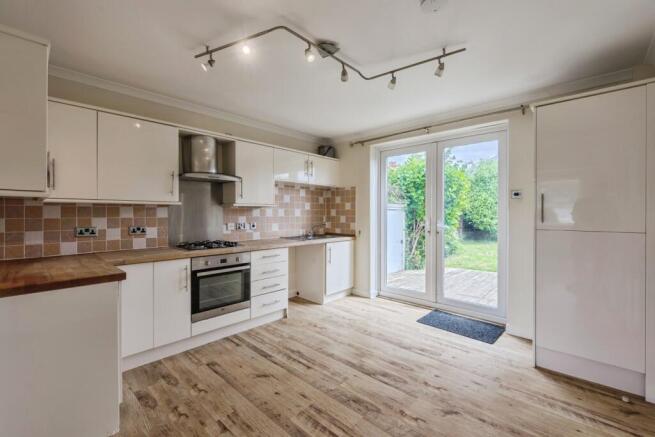 Kitchen Diner.