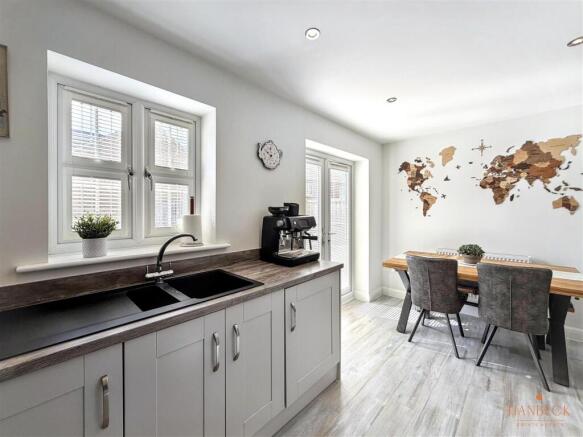 3 bed House for sale Image 7