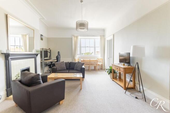 Sitting/Dining Room