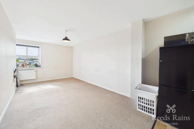 1 bed Apartment to rent Image 8