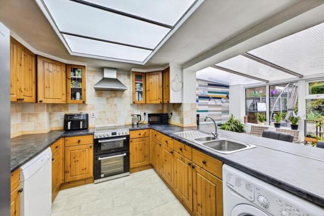 Ash Rise, Northampton photo 4