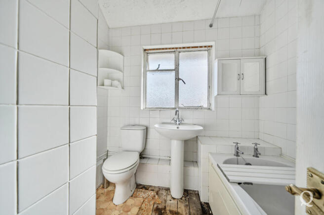 Langley Road, Sittingbourne, Kent, ME10 – další