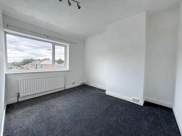 3 bed Semi-Detached for sale Image 6