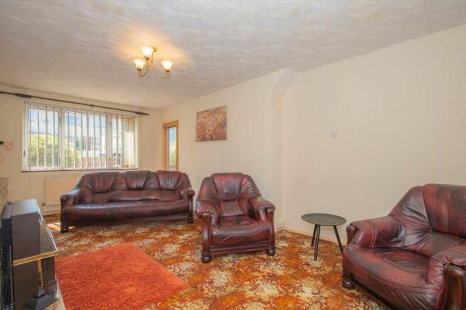 Lounge 2
