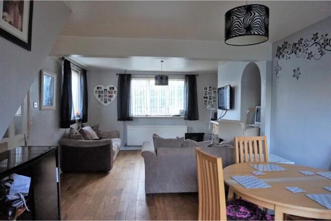 Lounge/Dining Room