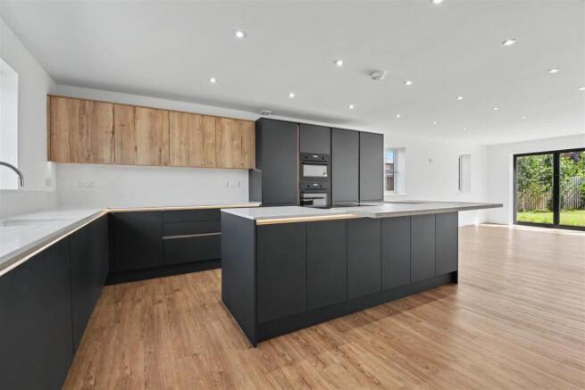 KITCHEN DINING LIVING