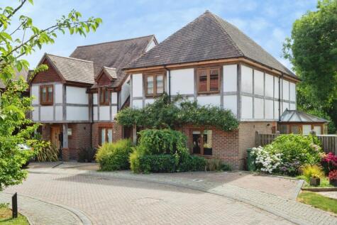 Colemans Way, Hurst Green, Etchingham, East Sussex, TN19