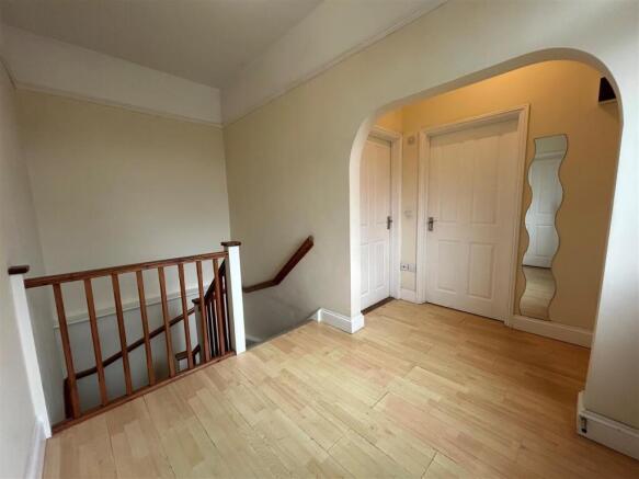 Hallway.jpg