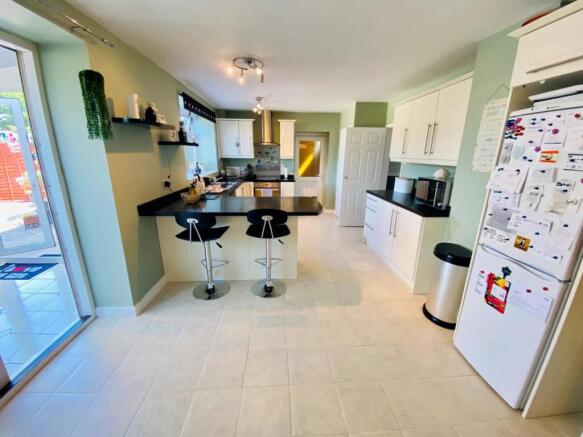 Dining Kitchen.jpg