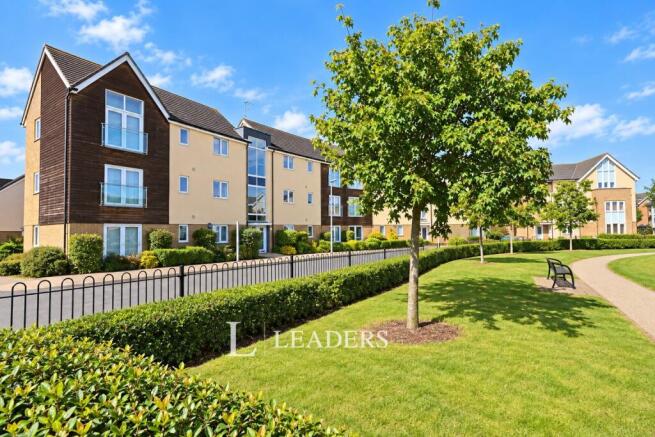 2-bed flat on Wenford, Broughton, Milton Keynes, £200,000