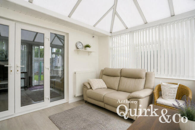 Malvern Avenue, Canvey Island, SS8 photo 4