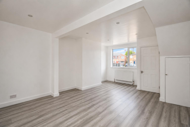 3 bed Terraced for sale Image 6