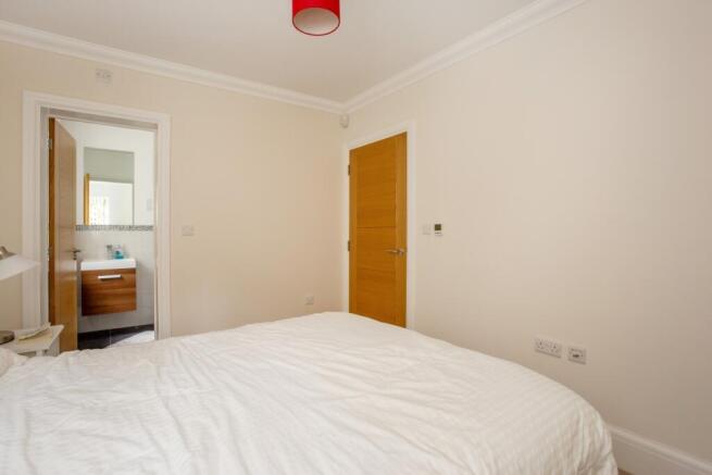 Bedroom 1 ensuite