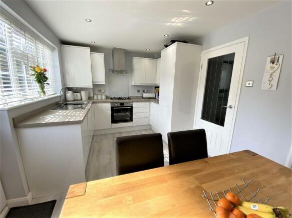 Fitted Kitchen