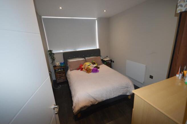 1 bed Flat to rent Image 4
