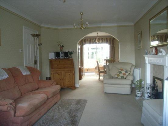 Sitting/Dining Room