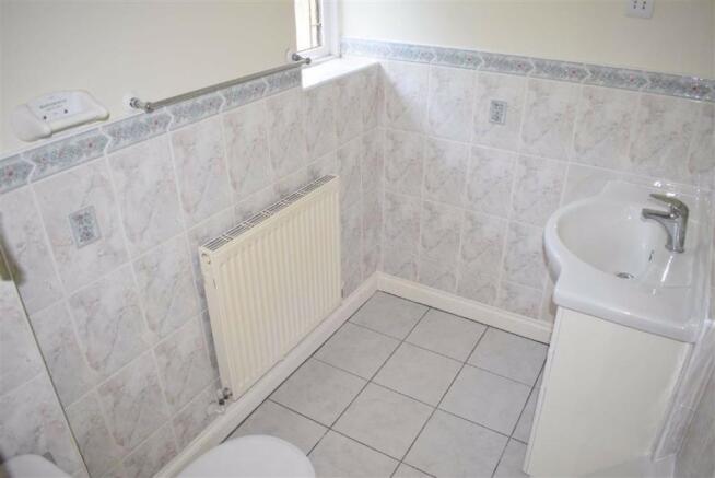EN SUITE