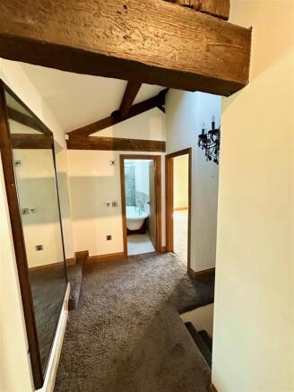 5 bed Character Property for sale Image 12