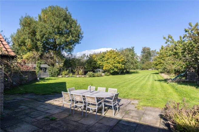 6 bed Barn Conversion for sale Image 10