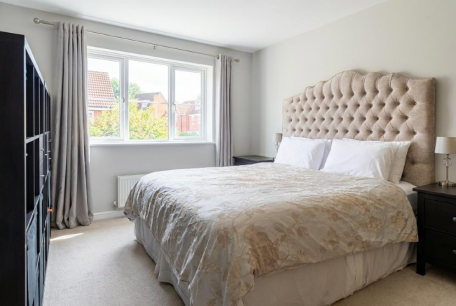 4 bed Detached to rent Image 9