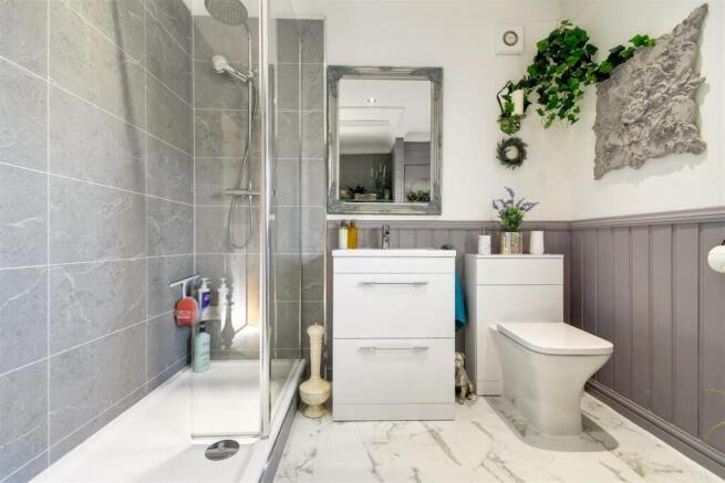 Family bathroom