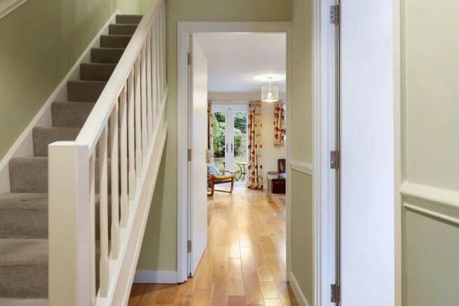 Athol Square, E14 - For Sale - Barrain London Esta