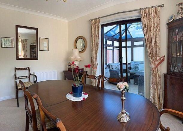 Dining Room/Bedroom 3