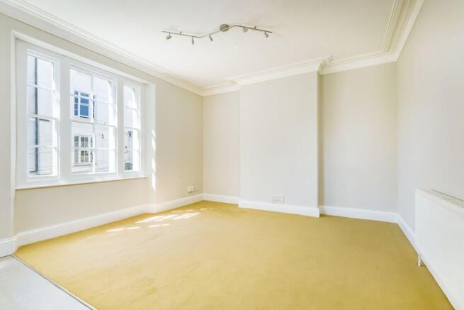 Living/dining area