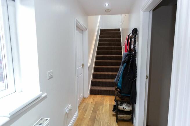 4 bed Detached for sale Image 10