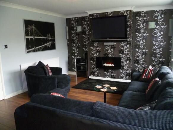 Lounge / Dining Room