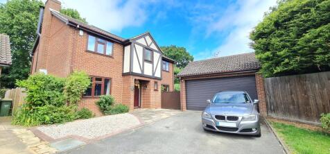 Wellsfield, Off the Hockley Road, Rayleigh, SS6