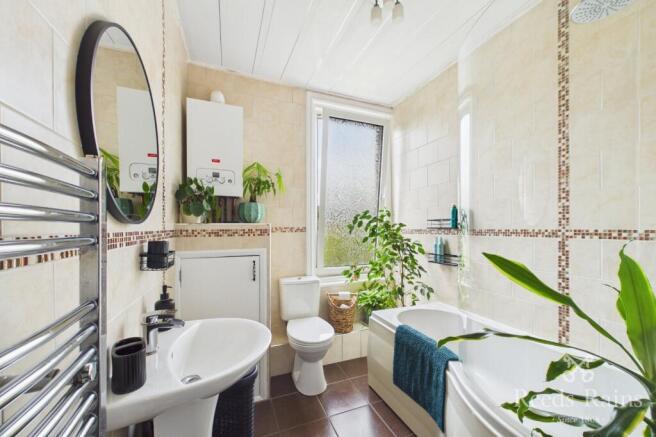 2 bed Semi-Detached for sale Image 4