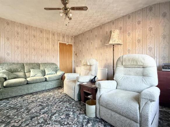 Dorset Avenue, Wigston photo 4