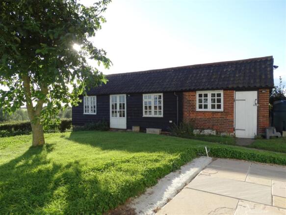 OUTBUILDING / SHED