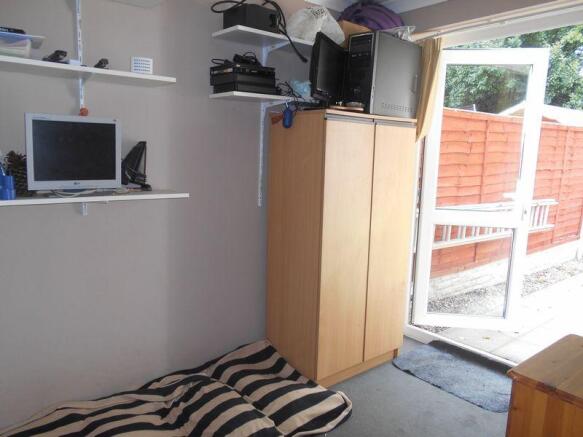 Photo 9