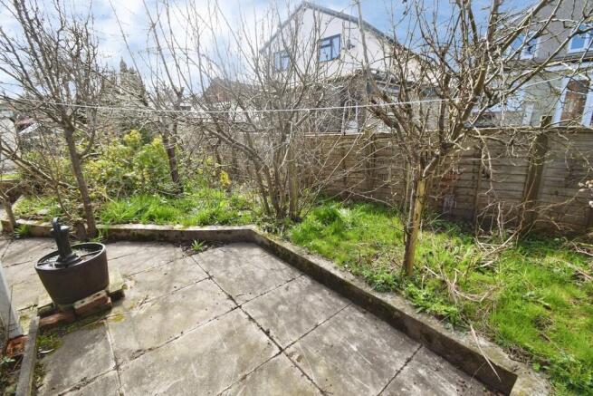 2 bed Semi-Detached Bungalow for sale Image 12