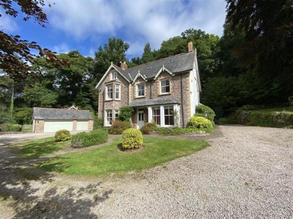 BROCKWEIR LODGE