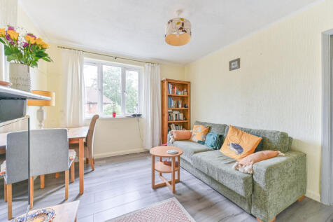 Errol Gardens, New Malden, KT3