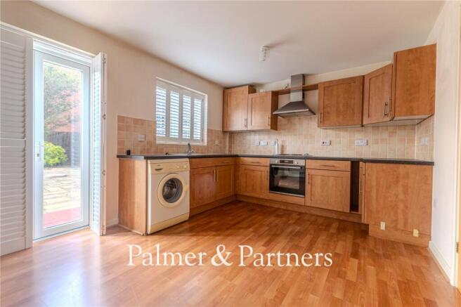 Demoiselle Crescent, Ipswich, Suffolk, IP3 photo 4